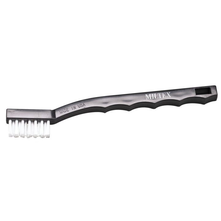 Brush Instrument 7 1/4" Nylon